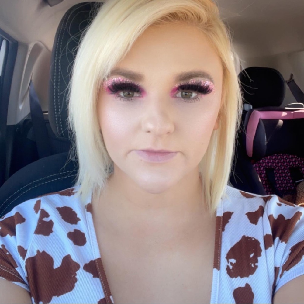 Meet your Posher, Brittany